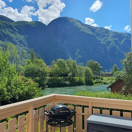 Scenic Riverside Apartment